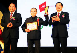 ມອບລາງວັນ Sao Khue 2013